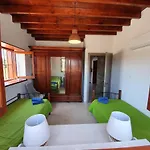 Yioukkas Villa *