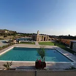 Yioukkas 别墅 Paphos