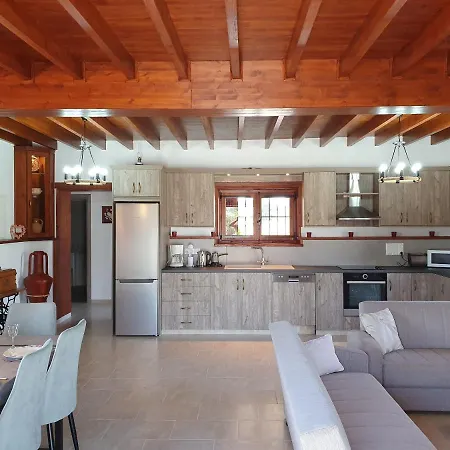 Villa Yioukkas Paphos